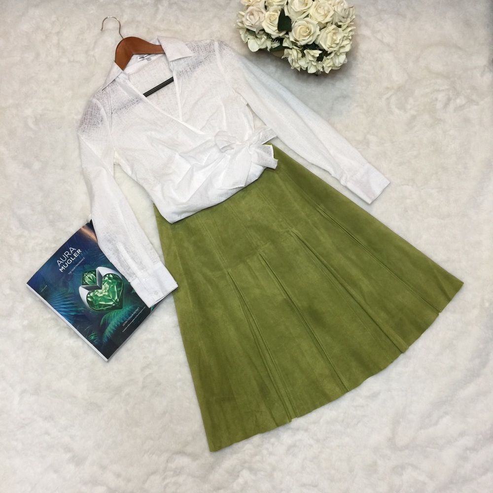 Women's J.G.Hook pleated Leather Skirt Size 4